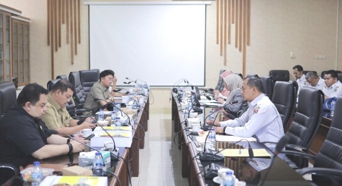Komisi III DPRD Kalsel Bahas Pencemaran Udara dan Air Sungai Barito Yang Diduga Disebabkan Debu Batubara