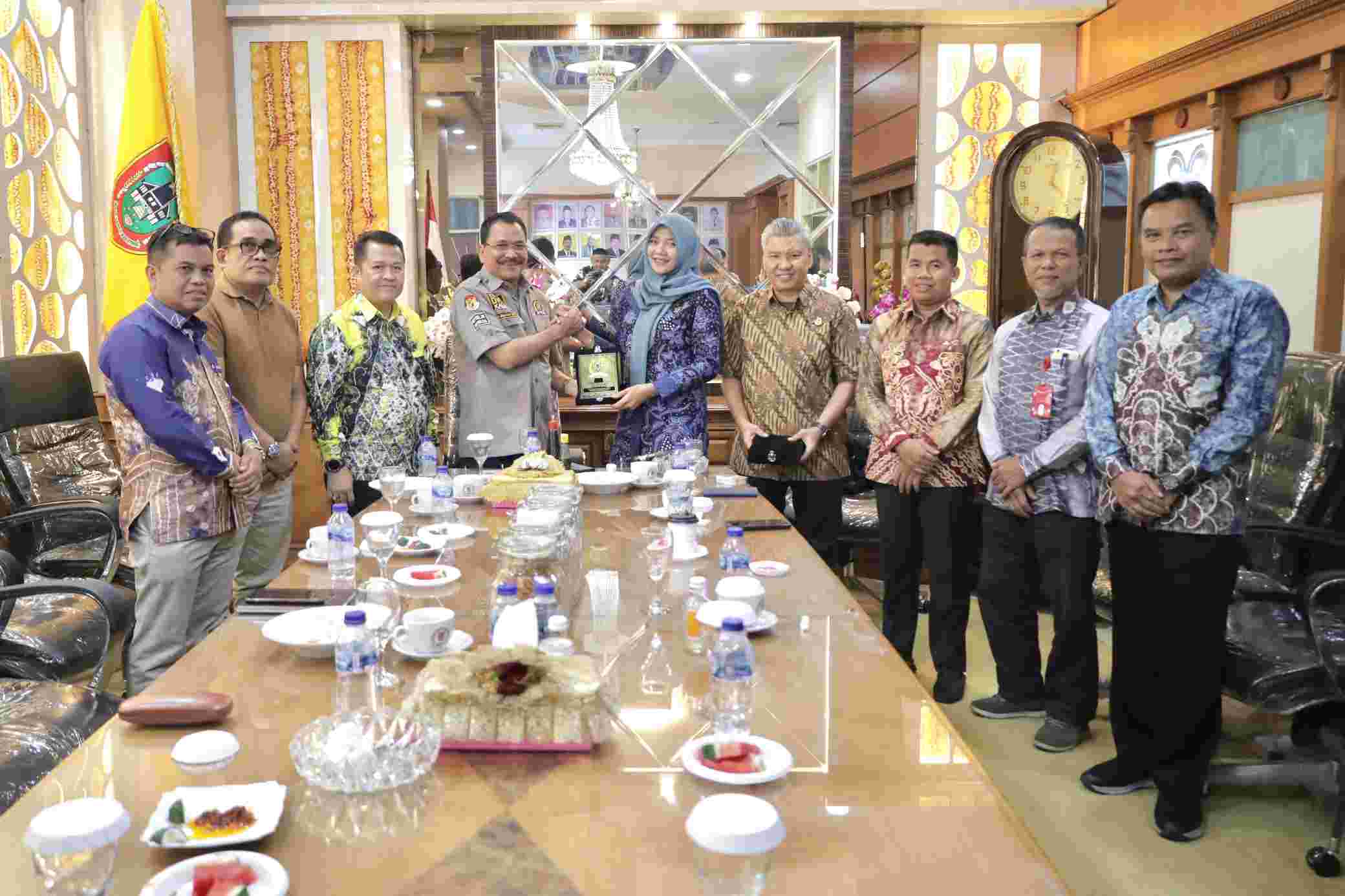 Ketua DPRD Kalsel Terima Kunjungan Forkopimda HSU, Diantaranya Bahas Keterisolasian Desa dan Penanganan Banjir