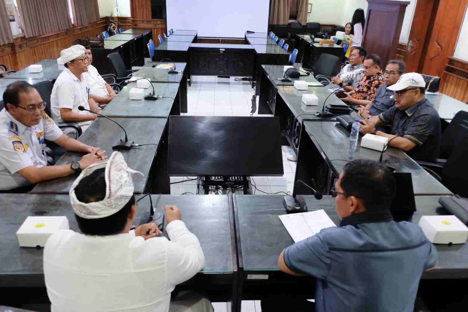 Komisi III DPRD Kalsel Kunker ked Dishub Provinsi Bali Pelajari Pengelolaan Angkutan