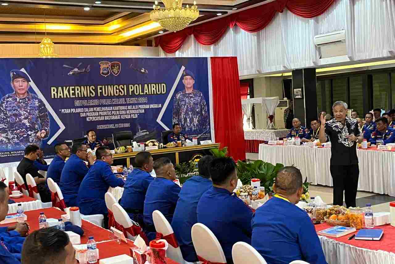 Ditpolairud Polda Kalsel Gelar Rakernis Hadirkan  Pakar Komunikasi