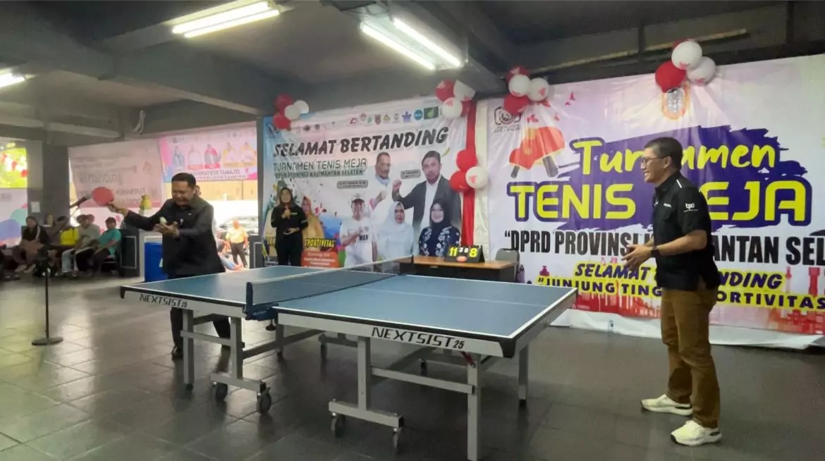 Sekdaprov Buka Turnamen Tenis Meja Terbuka Piala Bergilir DPRD Kalsel