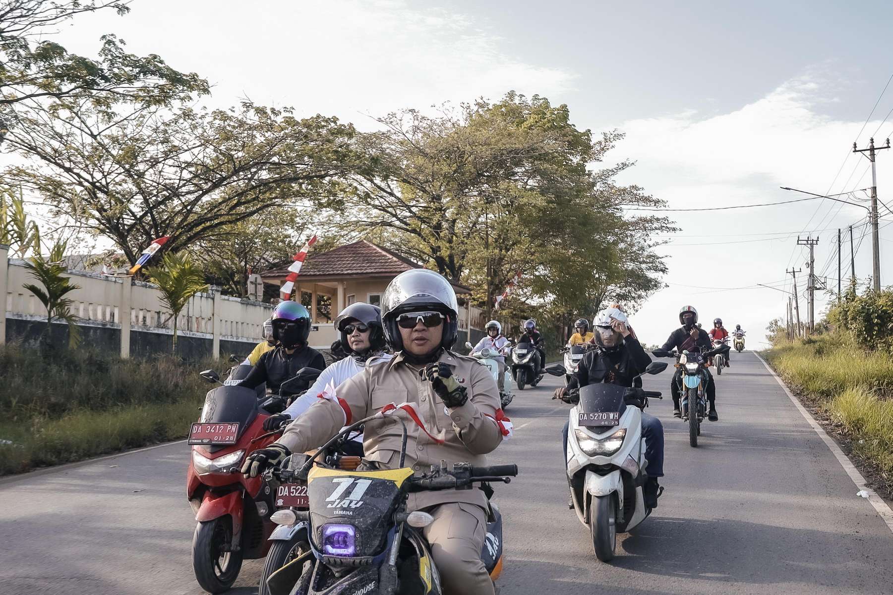 Kirab Merah Putih Tempuh Jarak 194 Kilometer Tanah Bumbu-Kabupaten Banjar, Sekwan: Bukti Nyata Semangat Persatuan