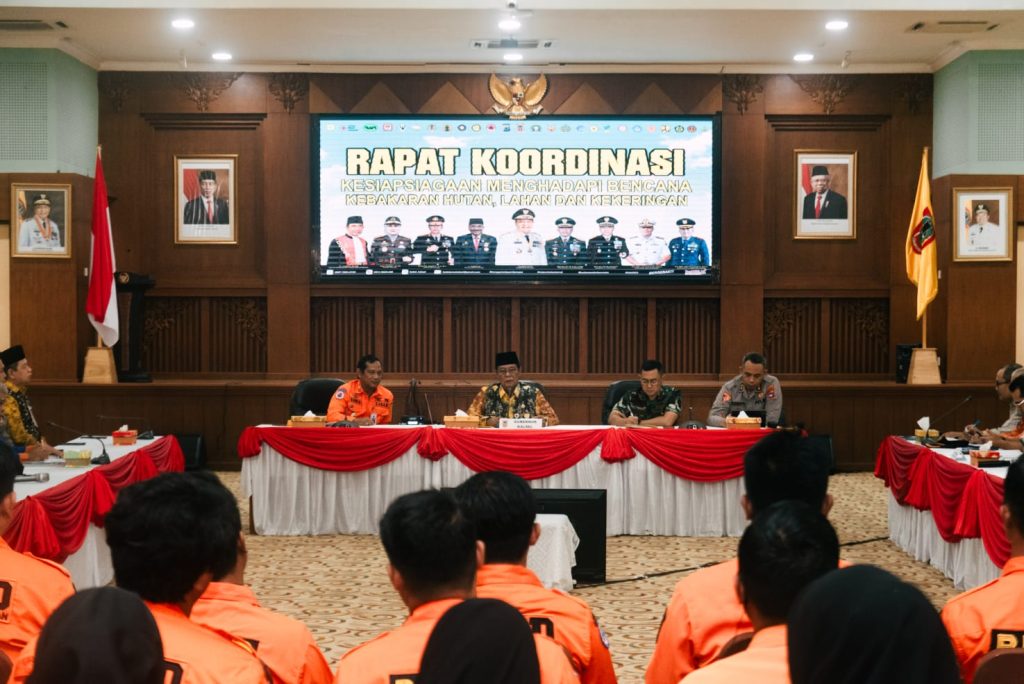 Gubernur Kalsel Pimpin Rapat Koordinasi Kesiapsiagaan Menghadapi Karhutla dan Kekeringan: Kita Tidak Ingin Lengah