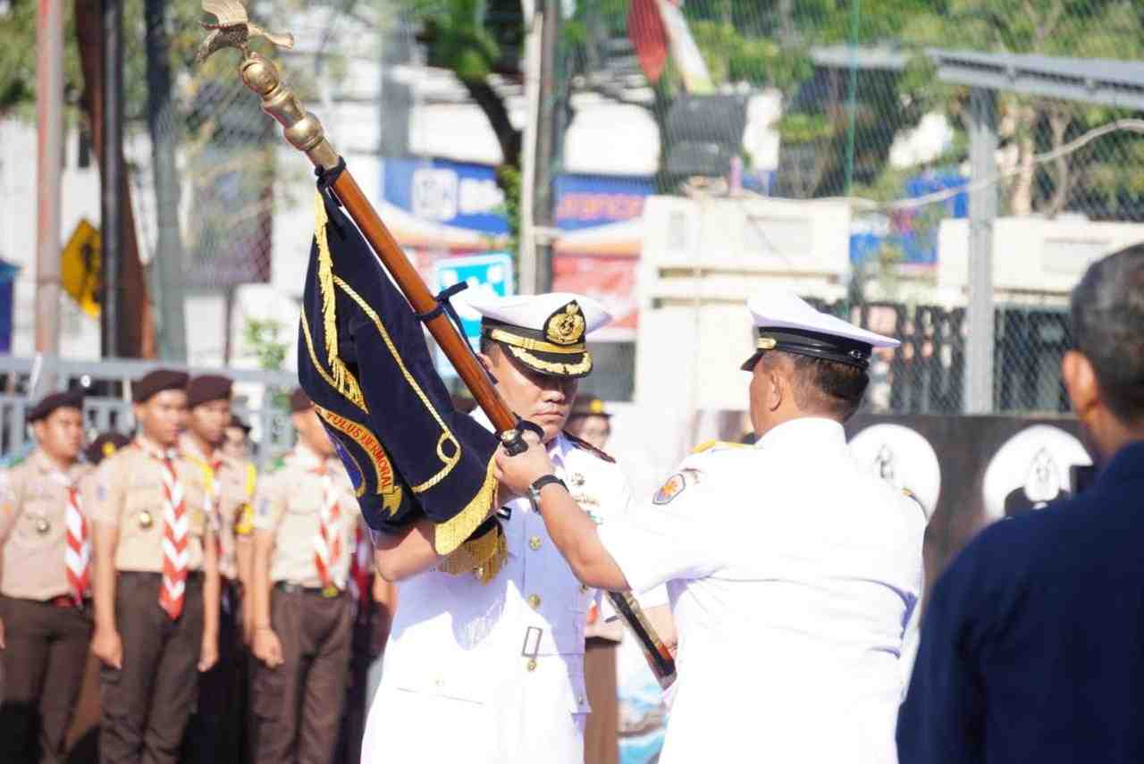 Danlantamal Pimpin Sertijab Danlanal Banjarmasin