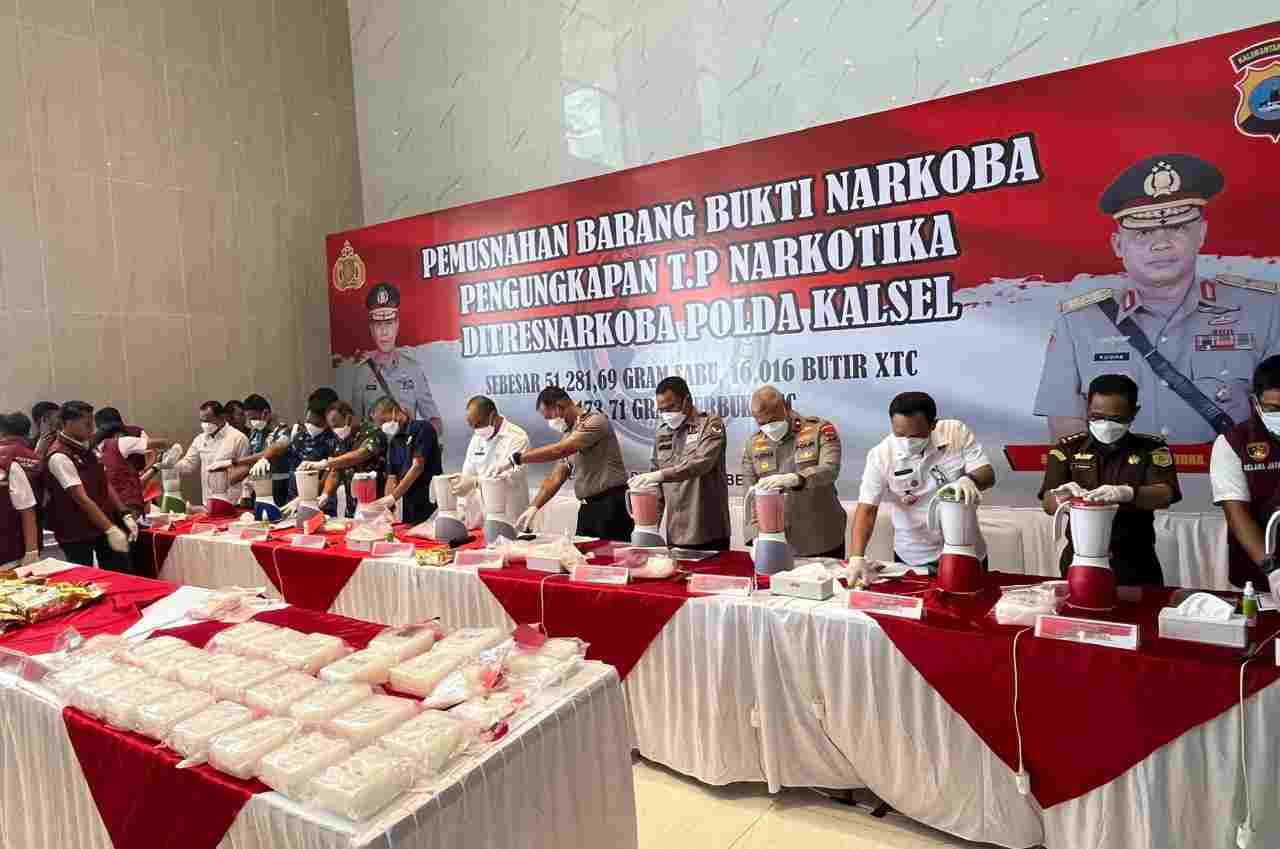 Polda Musnahkan 51.28 Kilogram Shabu dan 16.016 Butir Pil Ekstasi, Kapolda Mengaku Miris Melihat Kondisi Kalsel