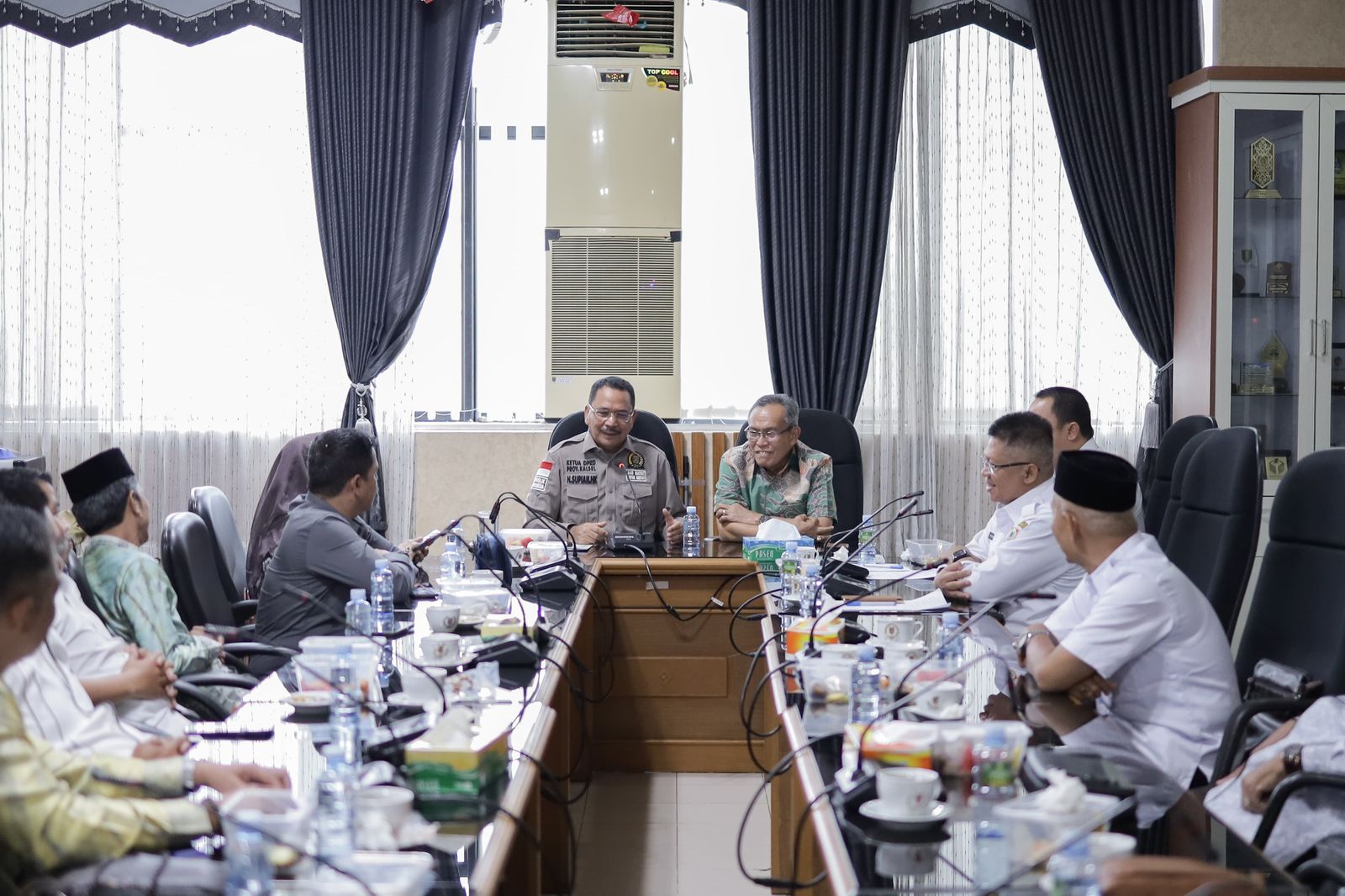Gali Informasi Tatib, DPRD Kalsel Terima Kunjungan Kerja DPRD HSU