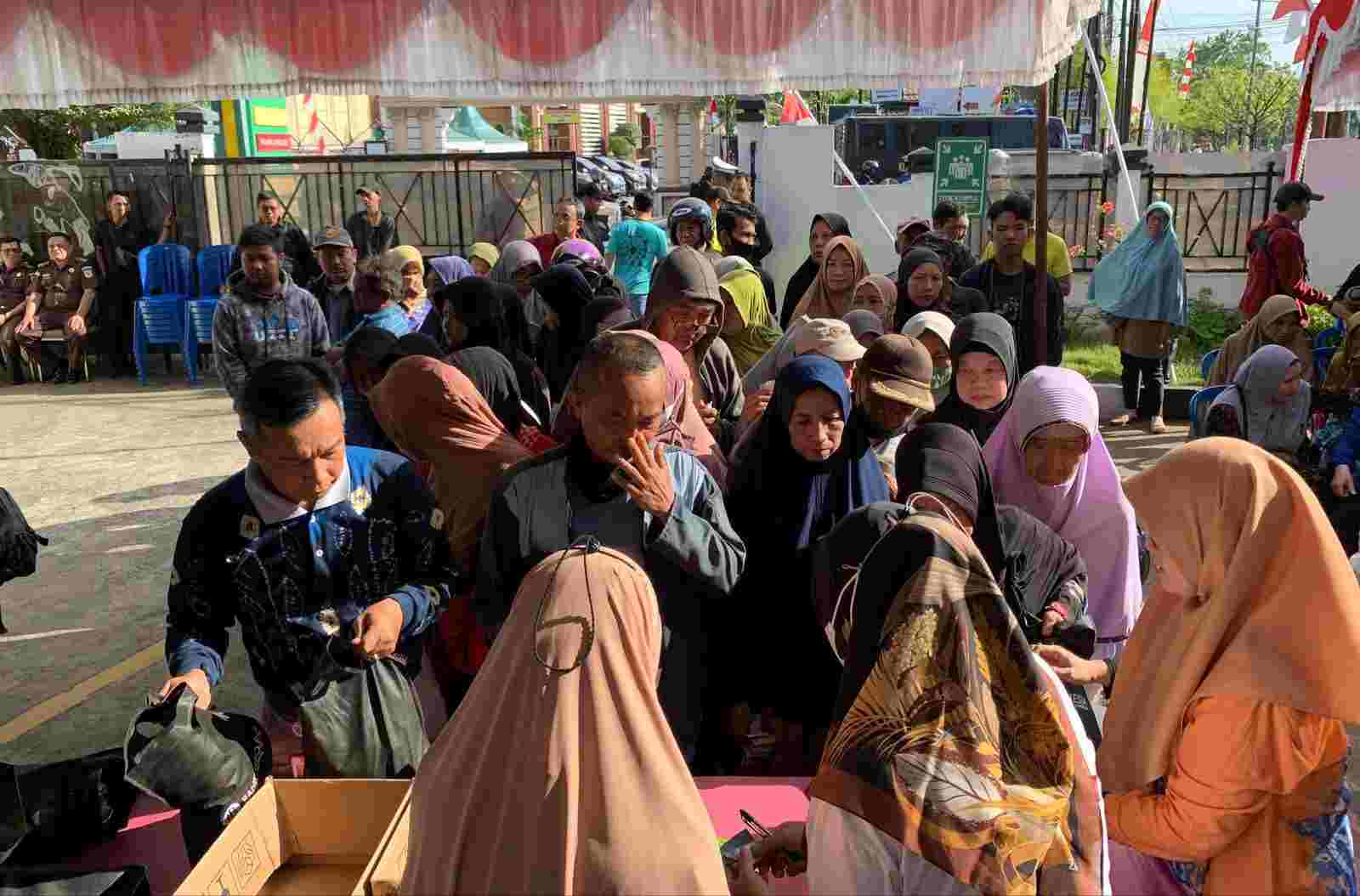 Kendalikan Inflasi, Kejari Banjarmasin Gelar Pasar Murah