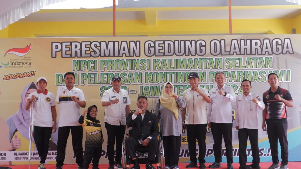 Gubernur Kalsel Resmikan Gedung Olahraga H. Ahmad Firdaus dan Pelepasan Atlet Peparnas XVII 2024