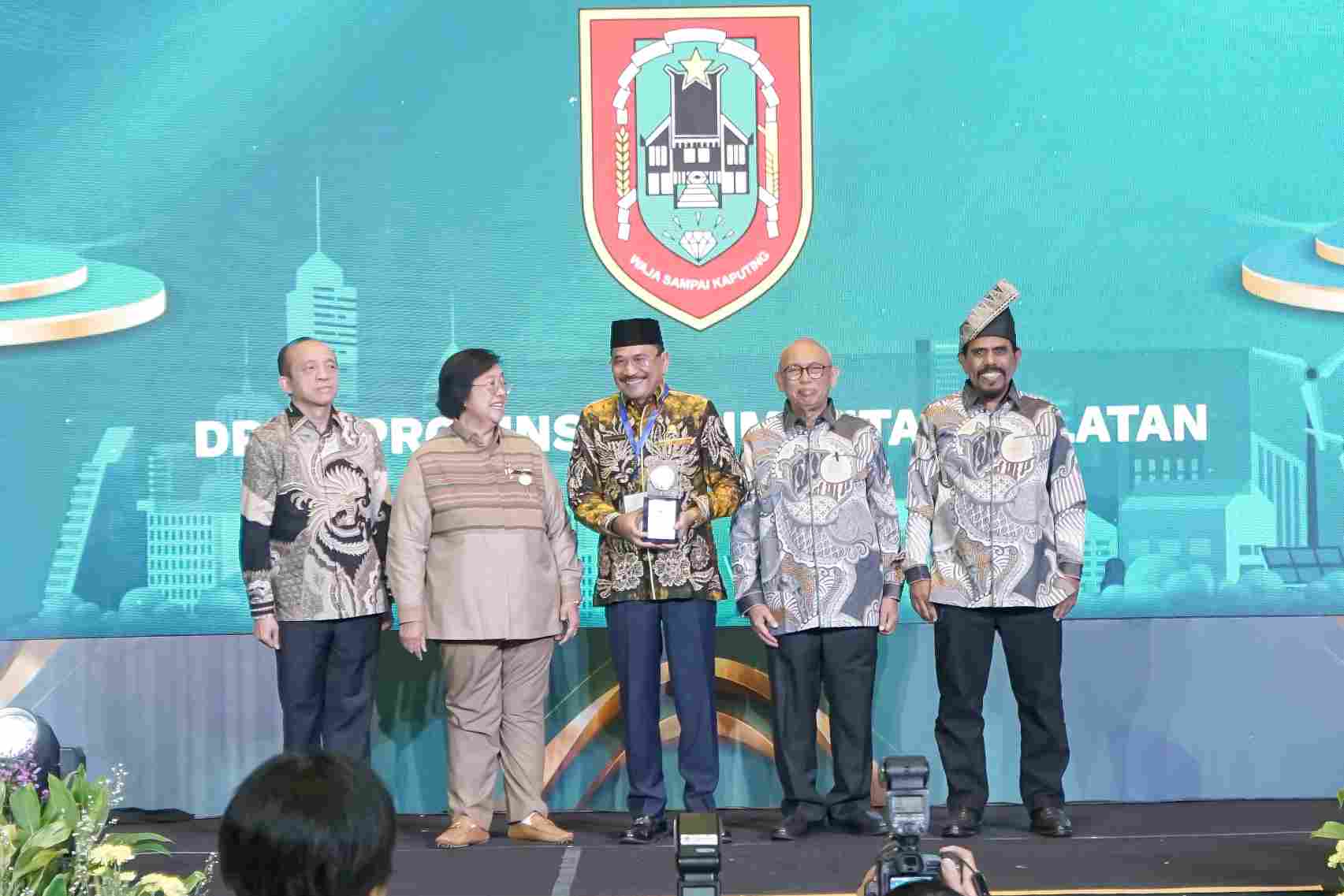 Terima Penghargaan Nirwasita Tantra 2023, Supian HK : Ini Berkat Sinergi Dengan Eksekutif