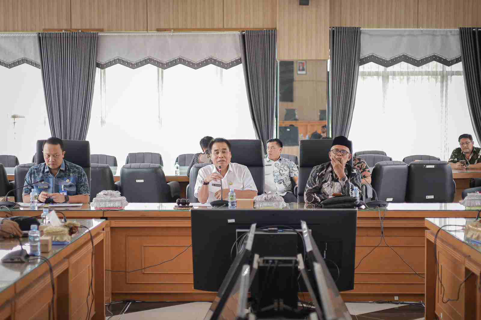 Peroleh Banyak Masukan, DPRD Jembrana Studi Komparasi ke DPRD Kalsel