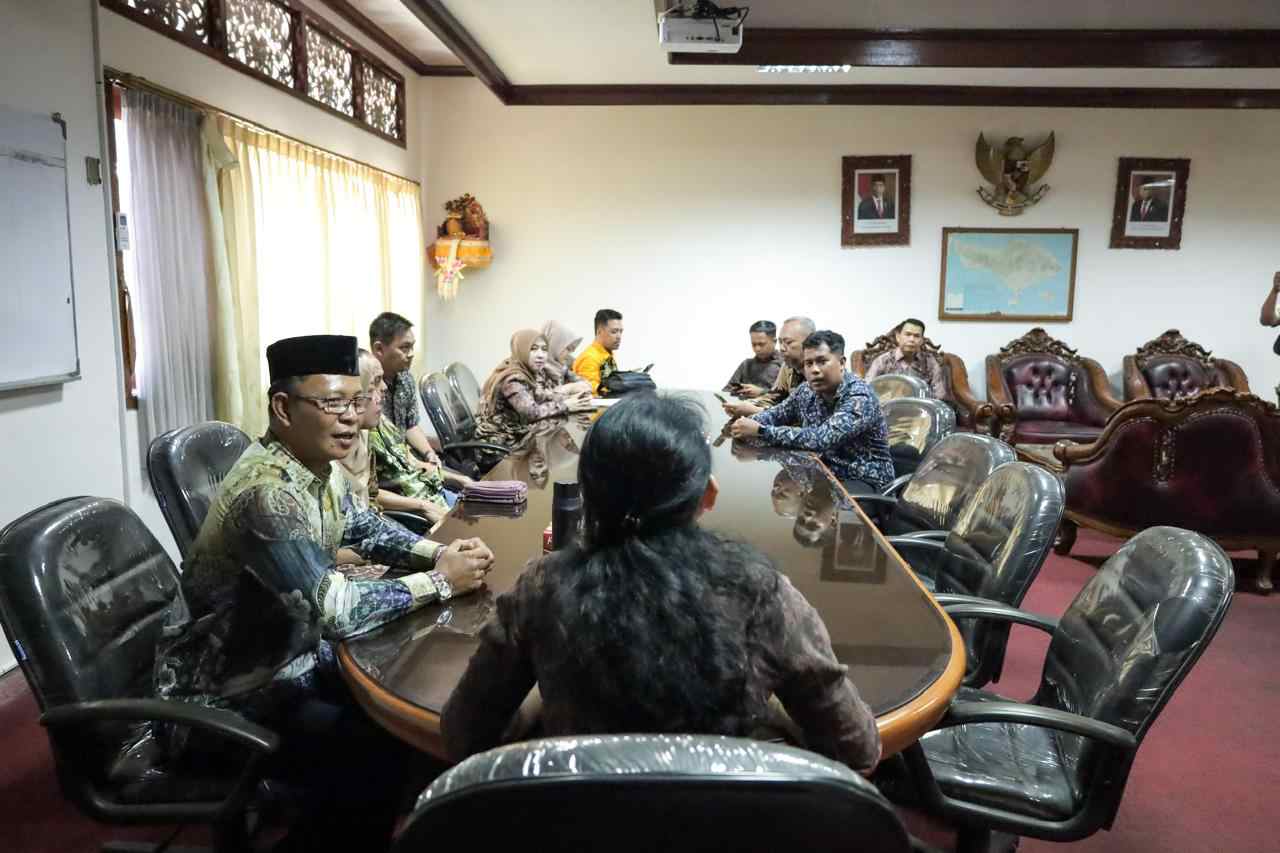 Kunjungi DPRD Bali, Paman Yani Bahas Potensi PAD dan Tantangan Ekonomi