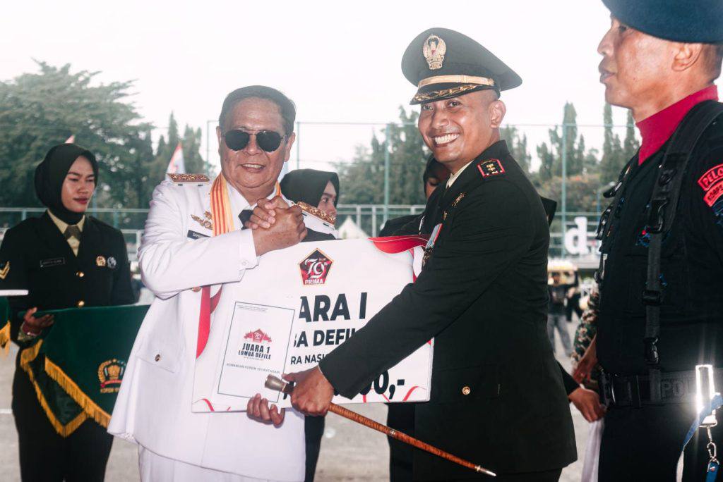 Hadiahi Umrah dan Uang di HUT TNI ke 79, Gubernur Kalsel: Semoga Jaya dan Semakin Profesional