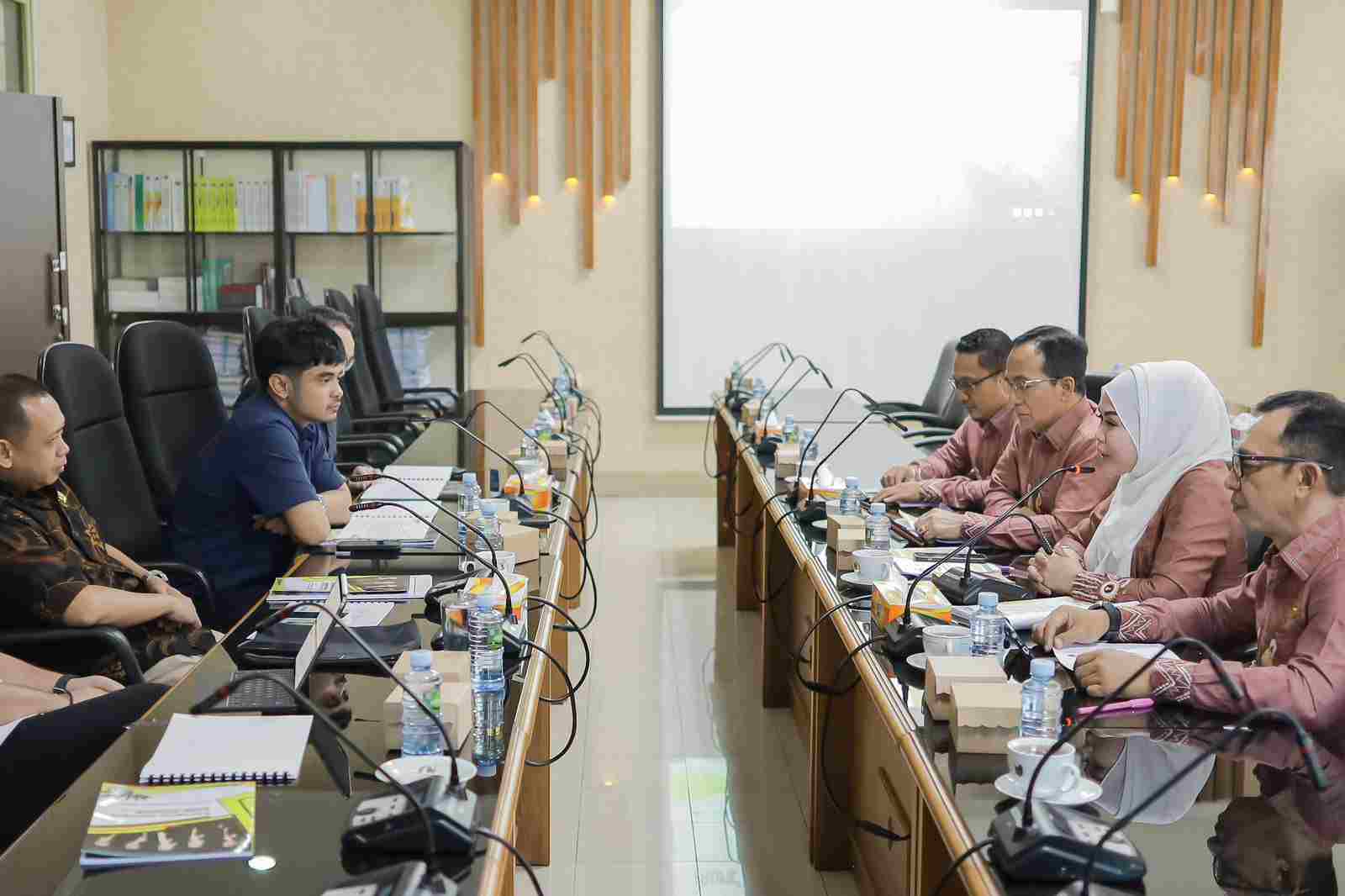 Komisi I DPRD Kalsel Audiensi Bersama Komisi Informasi, Dengar Rencana Program