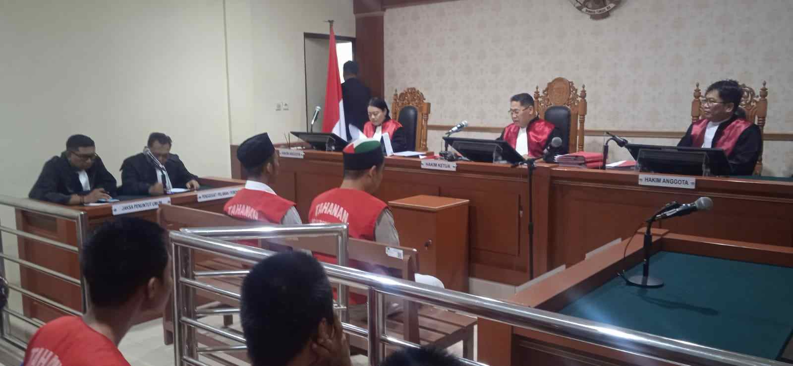 4 Kurir 1 kg Sabu dan 13.640 Pil Ekstasi di Ganjar 16 Tahun Penjara