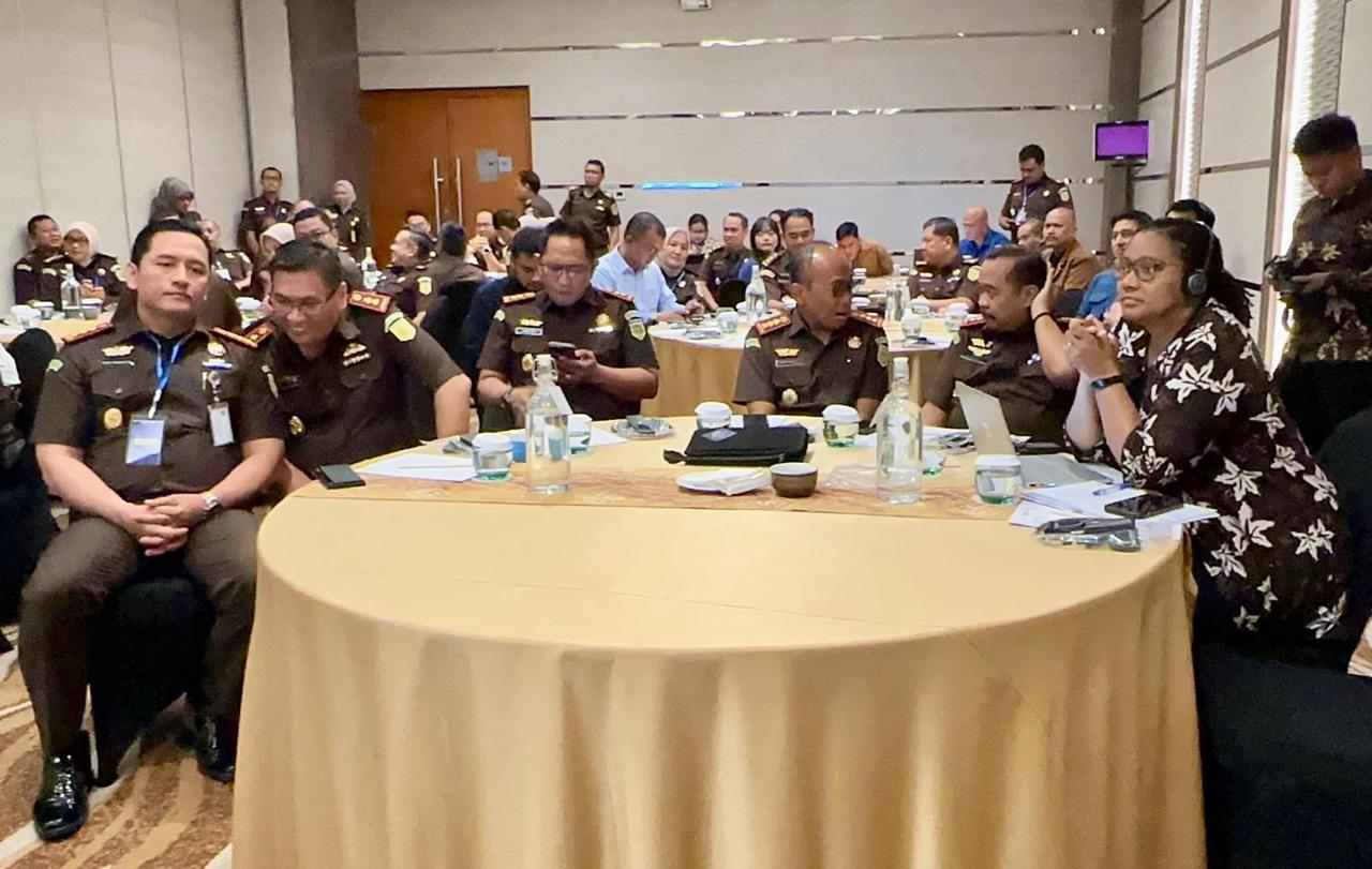 Kejati Kalsel Gelar FGD “Admisibilitas Bukti Elektronik di Persidangan” Kajati : Kegiatan Untuk Memberikan Pengetahuan