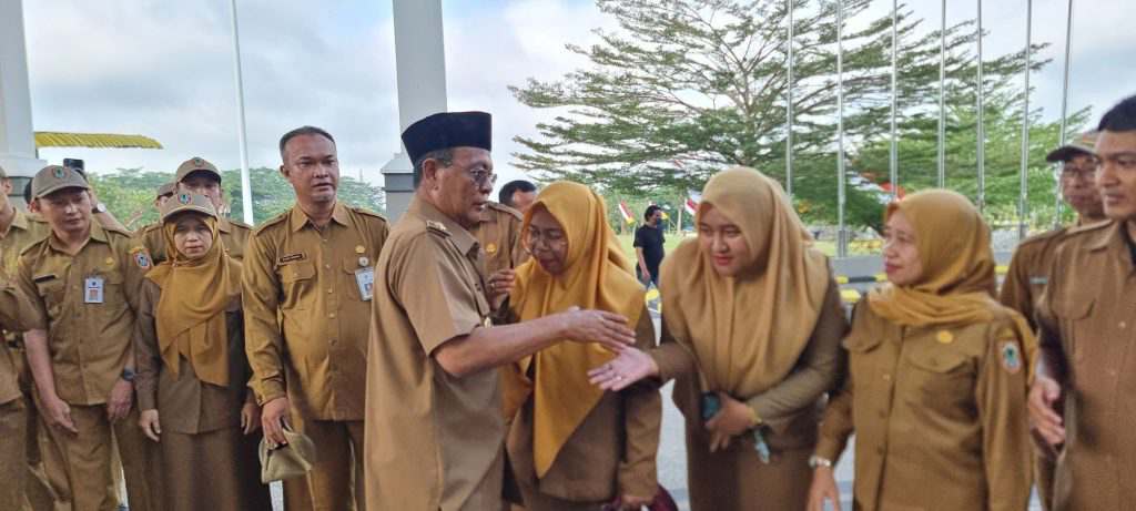 Apel Pagi Setda Provinsi Kalsel Disambut Penuh Haru Kehadiran Gubernur Sahbirin Noor: Saya Ada di Banua