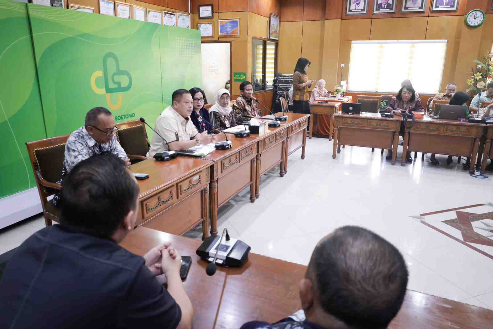 Komisi IV dan RSUD Ulin Belajar ke RSUD Soetomo, Satu-satunya RS Terakreditasi Internasional di Indonesia