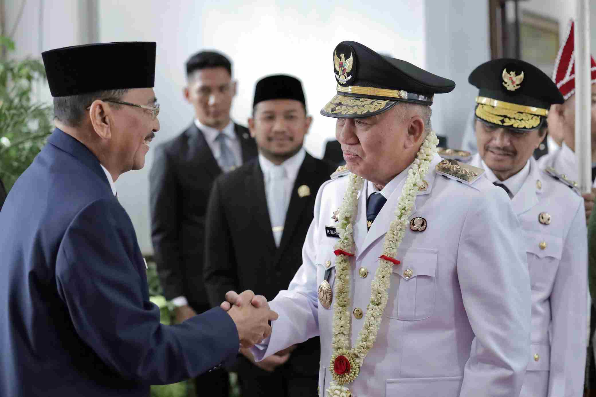 Sampaikan Pidato Awal Masa Jabatan di DPRD Kalsel, Gubernur Ajak Duduk Bersama Susun Kebijakan Daerah