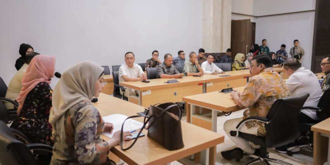 Rekomendasi LKPj Berkualitas, Pansus 4 DPRD Kalsel Gali Masukan ke DPRD DKI, Jakarta Tak Gunakan Pansus Cukup di Komisi