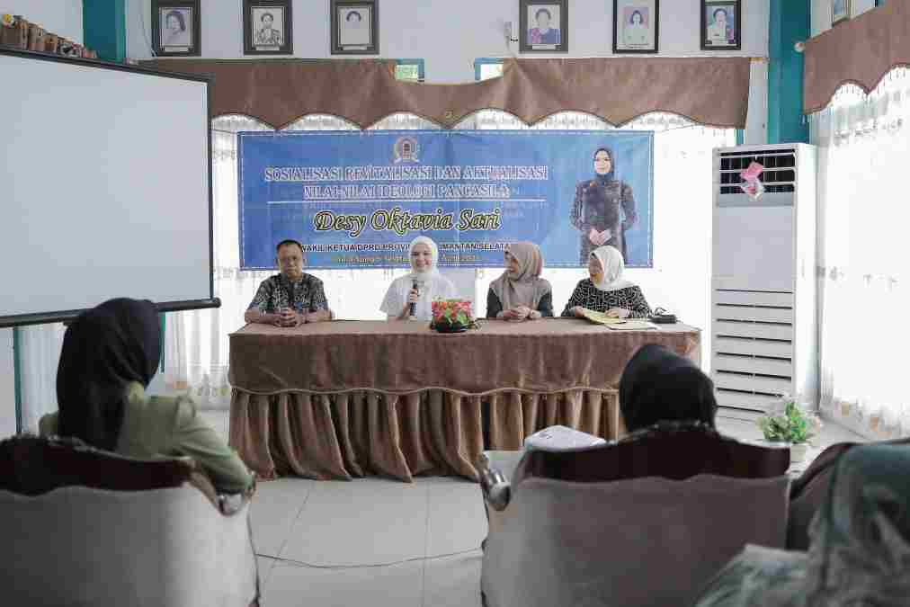 Perkuat Peran Perempuan, Desy Oktavia Sari Sosialisasikan Nilai Pancasila di HSS