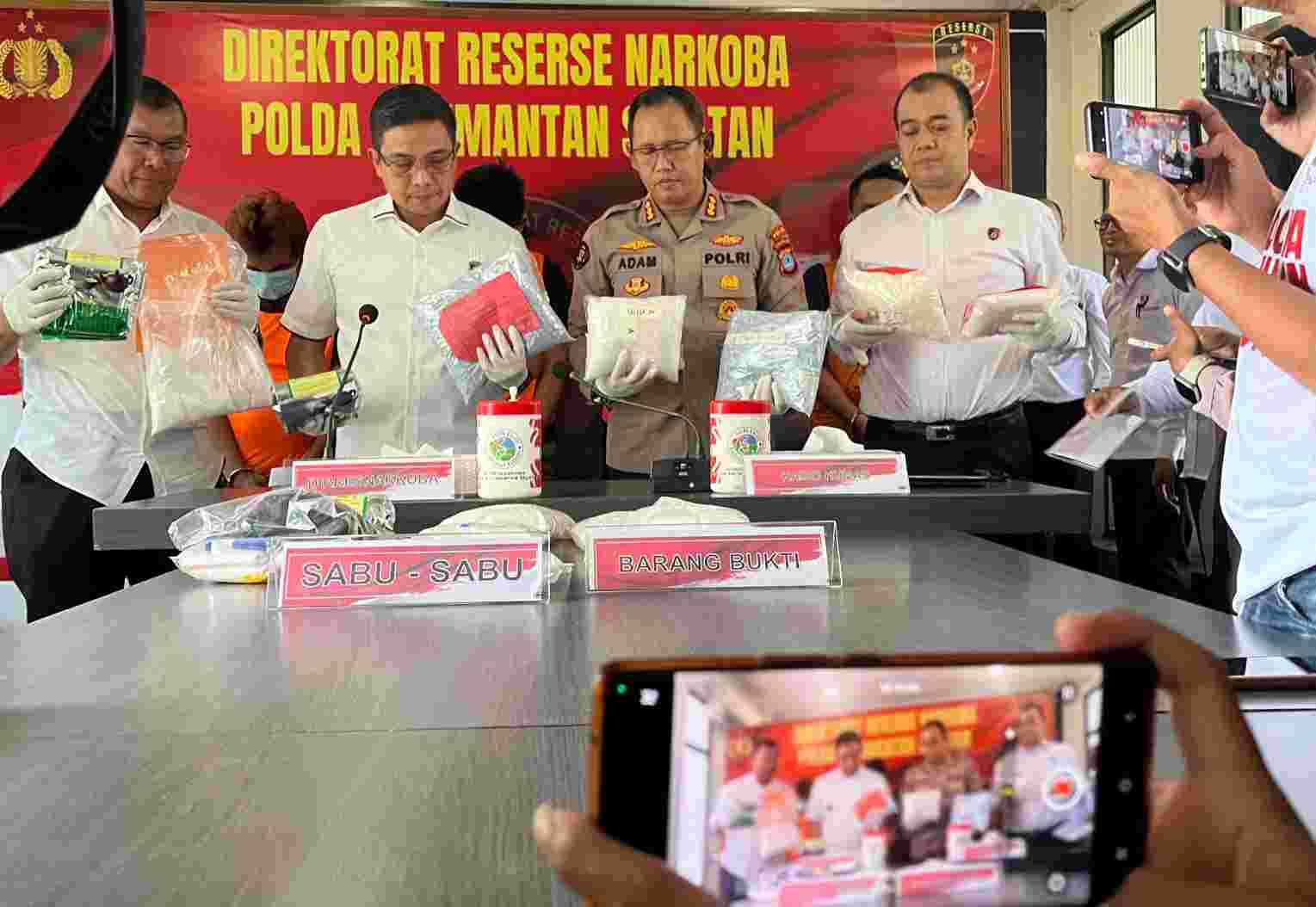 8,7 Kilogram Sabu dan 10 Ribu Butir Ekstasi Lintas Kalimantan-Sulawesi Diamankan Ditresnarkoba Polda Kalsel