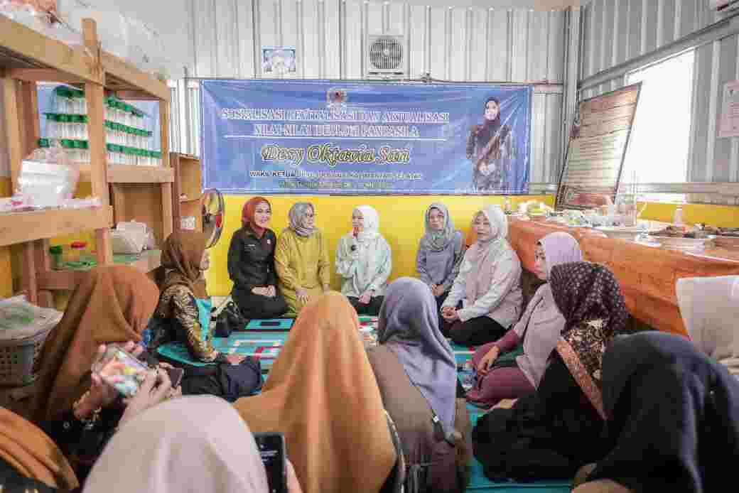 Sasar Ibu Rumah Tangga, Desy Oktavia Sari Ingatkan Peran Strategis Dalam Pembentukan Karakter