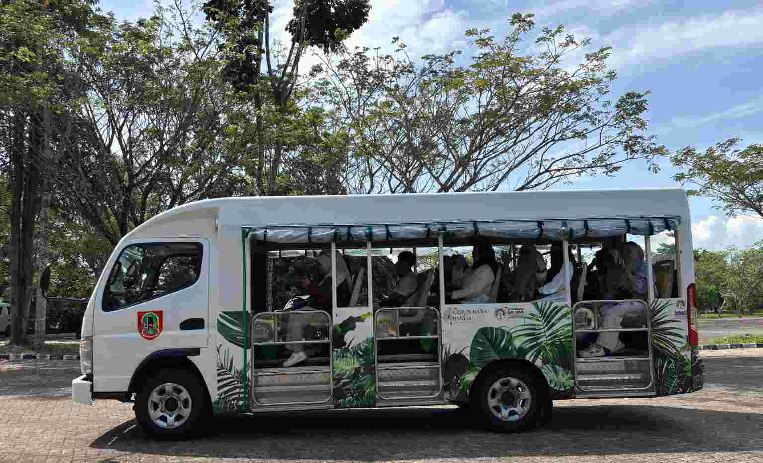Kebun Raya Banua Terapkan Kawasan Bebas Polusi, Shuttle Bus Kini Gantikan Kendaraan Pribadi