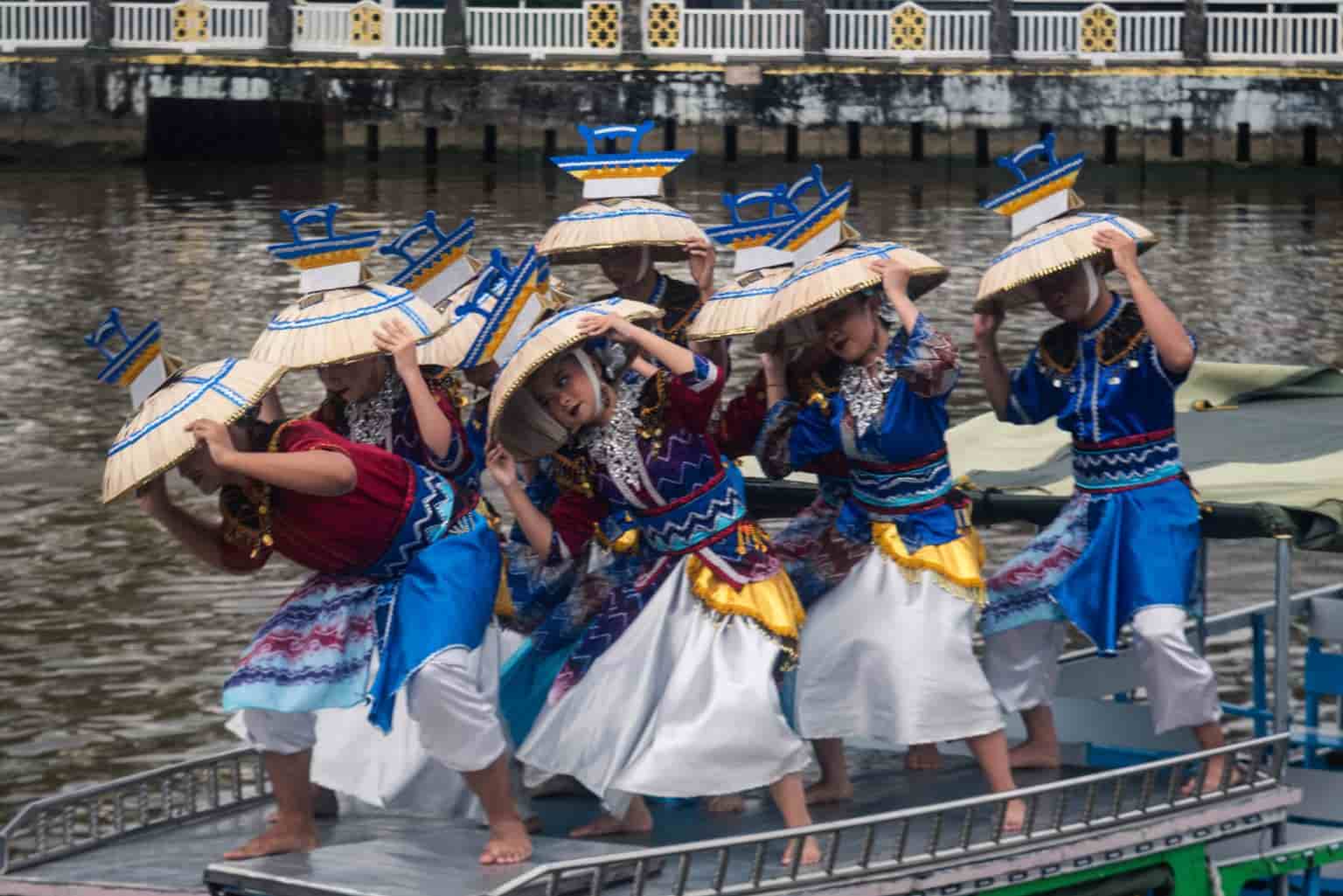 Festival Wisata Budaya Pasar Terapung 2025 Resmi Dibuka di Banjarmasin