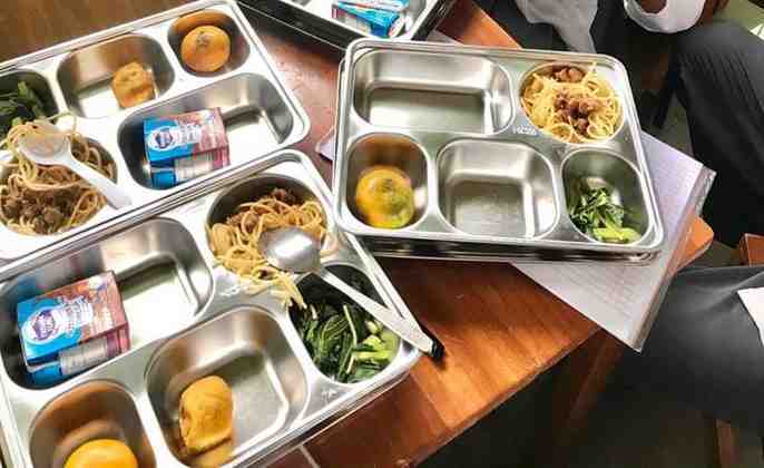 Makan Siang Gratis, Apa Dampaknya untuk Anak Sekolah?