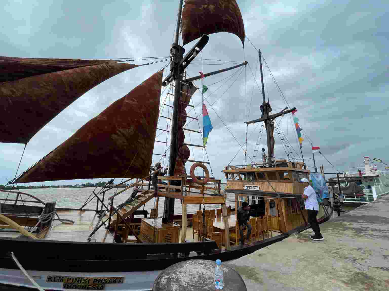 Barito River Cruise, Wisata Sungai Pinisi yang Jadi Primadona Baru di Kalsel