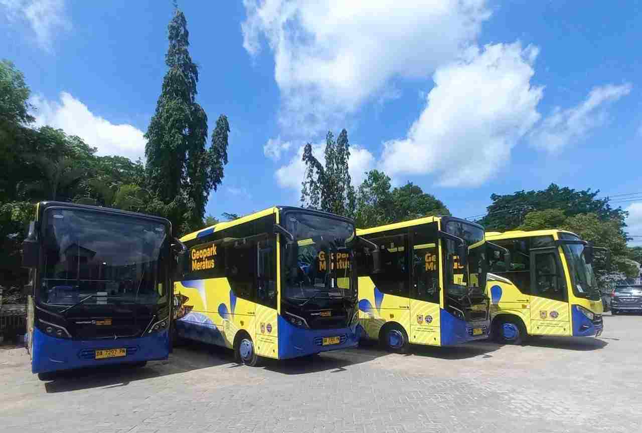 Dishub Kalsel Torehkan Prestasi Nasional, Sambut Penerbangan Internasional dan Proyek Kereta Api