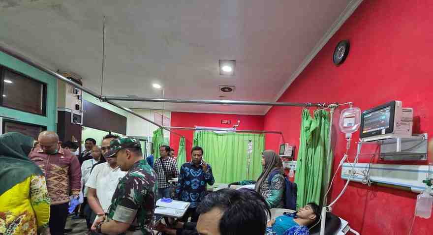 Siswa di Martapura Diduga Keracunan MBG, 33 Masih Dirawat