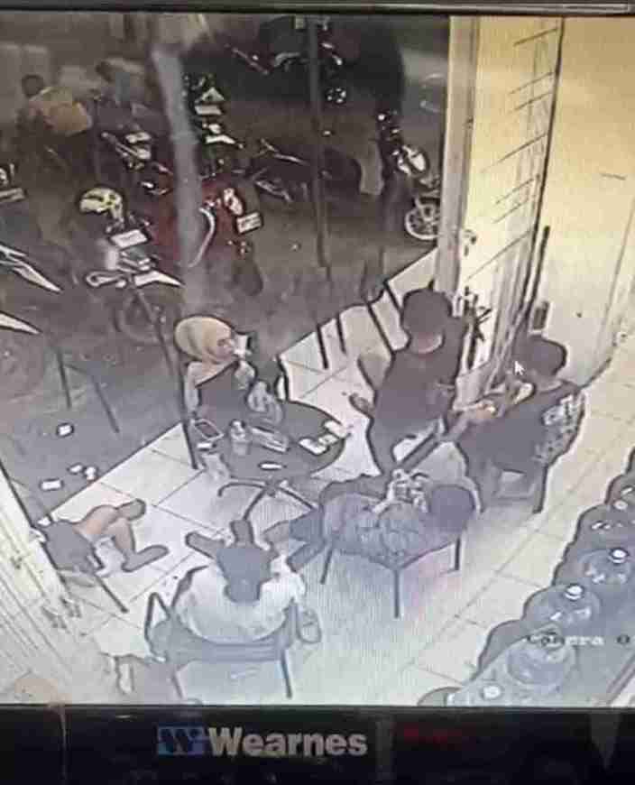 Keributan di Depan Alfamart Sungai Bilu, Diduga Pelaku Mabuk Hingga Gasak Motor Ojol