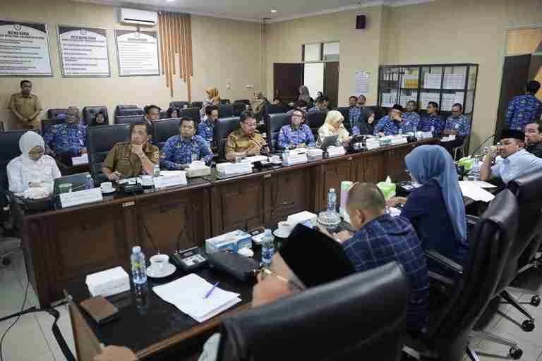 Kalkulasi Sementara APBD Kalsel Tahun 2025 Kembali Bakal Menyisakan Rp 2 Triliun Meski Serapan SKPD Sudah Capai 90 Persen