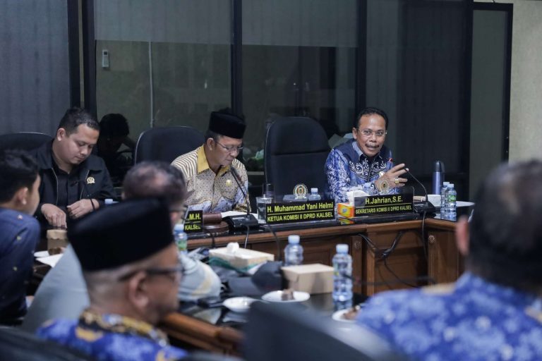 Pansus II DPRD Kalsel Lanjutkan Bahas Raperda Penyelenggaraan Perdagangan
