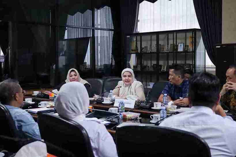 Komisi IV DPRD Kalsel Perjuangkan Anggaran BOSDA SMKS di Kalsel