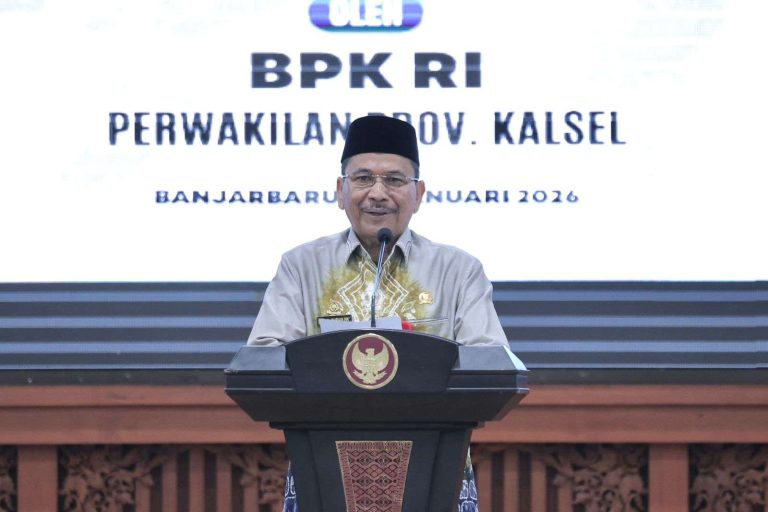 Ketua DPRD Kalsel Hadiri Penyerahan LHP Tematik BPK RI, Tekankan Tindak Lanjut Nyata