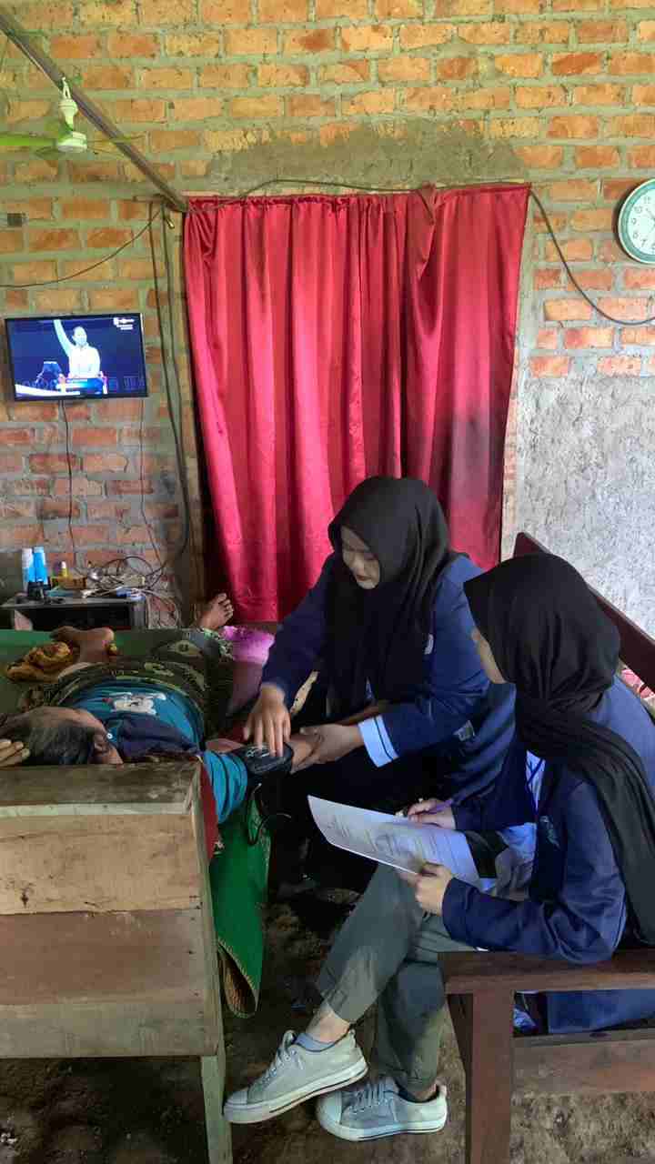 Kelompok 10 Fakultas Kesmas Uniska, Laksanakan Praktek Kerja Lapangan di RT 7 Desa Danda Jaya Barito Kuala