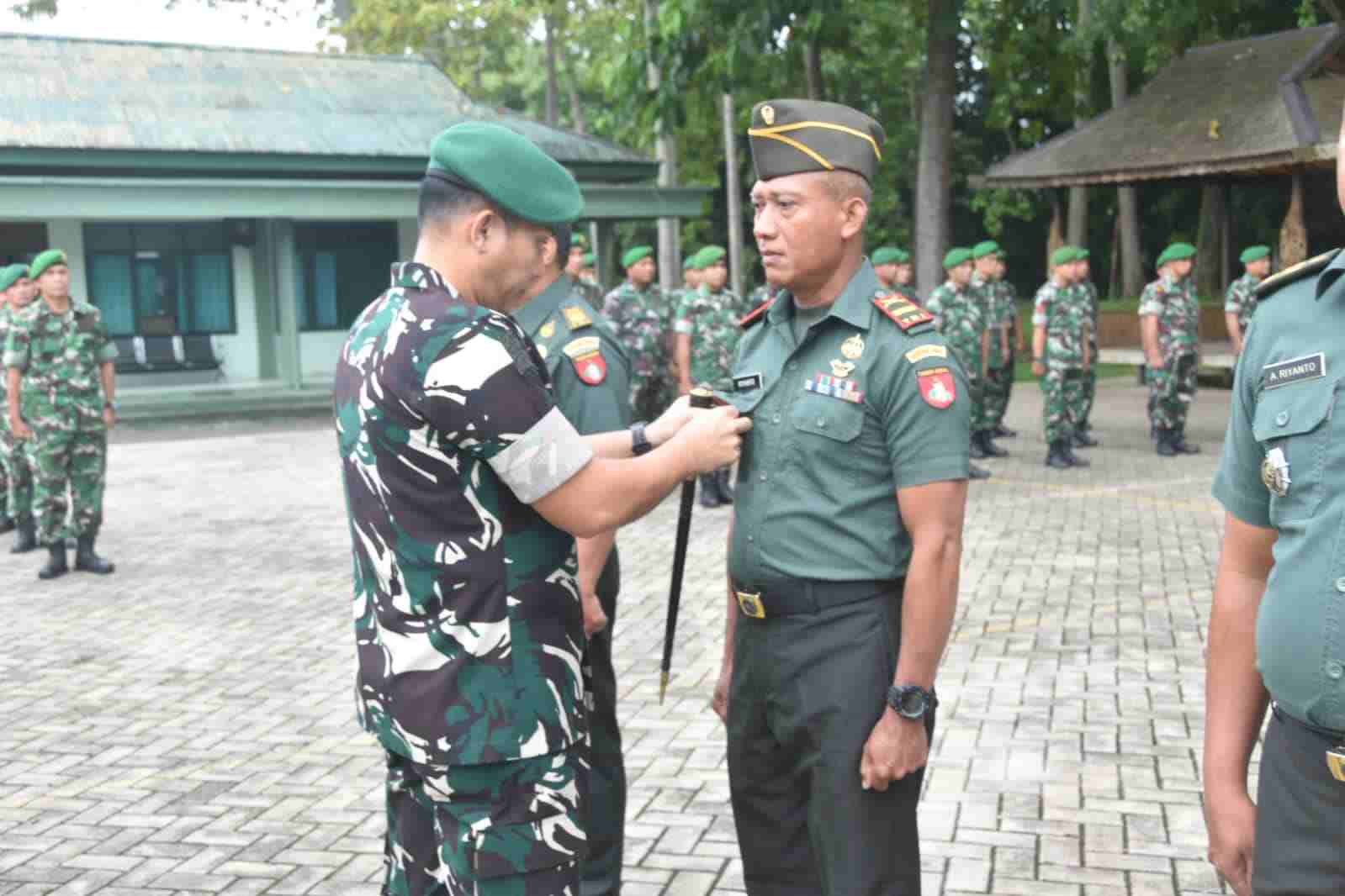 Dandim 1002/HST Pimpin Kegiatan Korps Raport Sertijab Anggota-nya