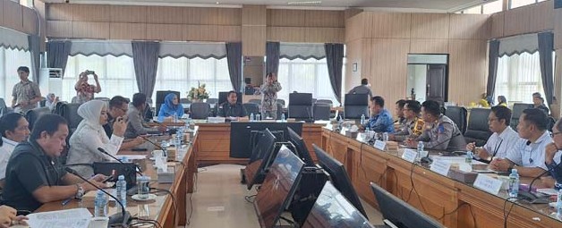 Warga Keberatan Jarak Putar Balik Capai 2 Kilometer, Forum RDP DPRD Kalsel Sepakat Uji Coba Pembukaan U-Turn Tambahan
