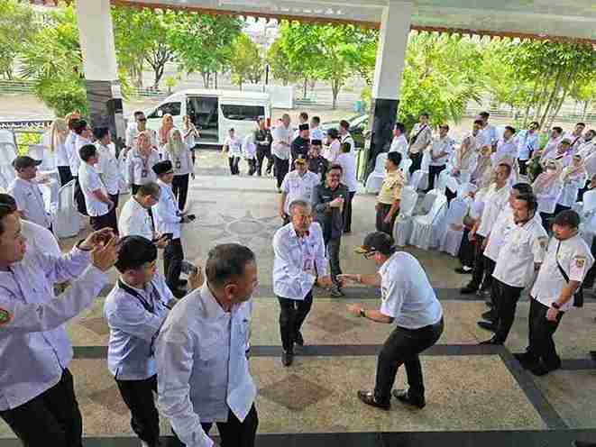 Pastikan Disiplin dan Kehadiran Pegawai, Sekdaprov Syarifuddin Sidak ke Sejumlah SKPD Pemprov Kalsel