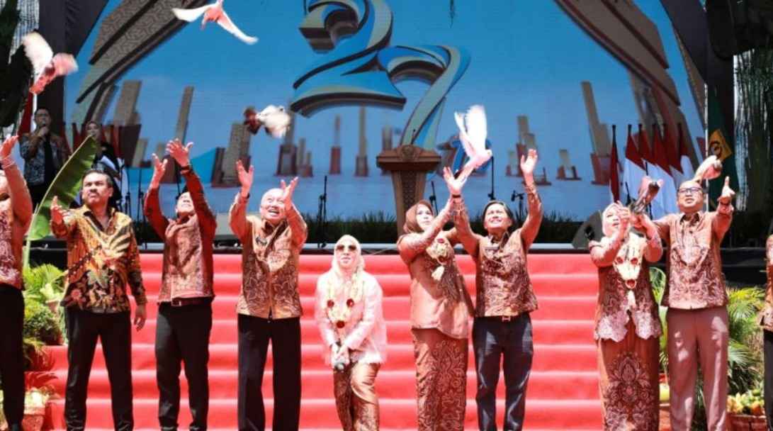 Hari Jadi ke-27 Banjarbaru Meriah, Gubernur Muhidin: Kota Makin Maju dan Layak Dibanggakan