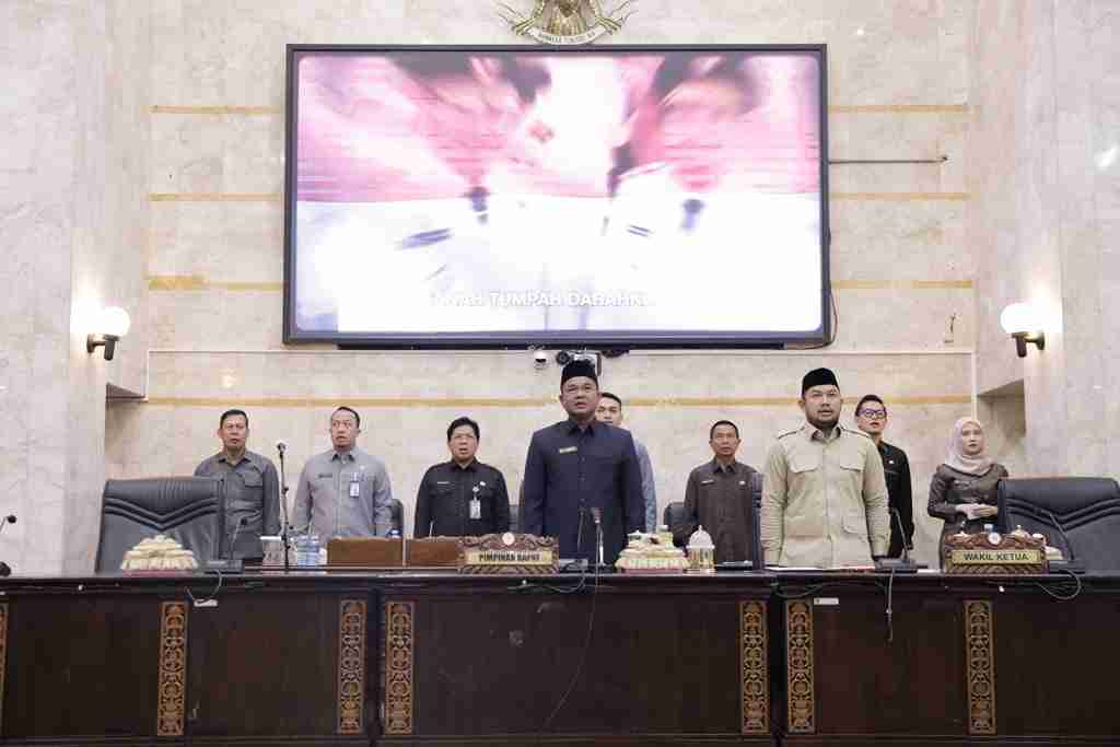 Monitoring Hibah Jalan, DPRD Kalsel Tinjau Dua Desa di Barito Kuala