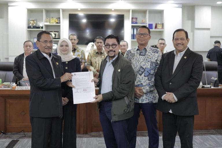 Tidak Hanya Hantarkan Aspirasi, DPRD Kalsel Gelar Dialog Bersama DPR RI Janji Perjuangkan Aspirasi Masyarakat