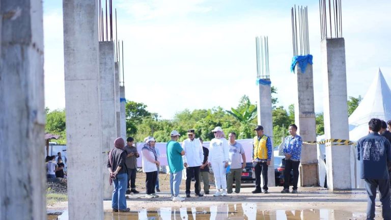 Ķetua DPRD Kalsel Hadiri Kunjungan Ketua KPU RI Tinjau Gedung Baru KPU Kalsel