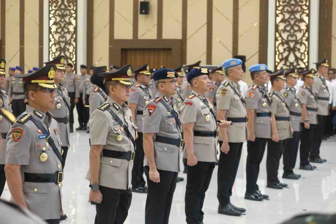 Kapolda Kalsel Pimpin Sertijab 9 Pejabat Baru, Kapolres Tanah Bumbu AKBP Novy Adiwibowo
