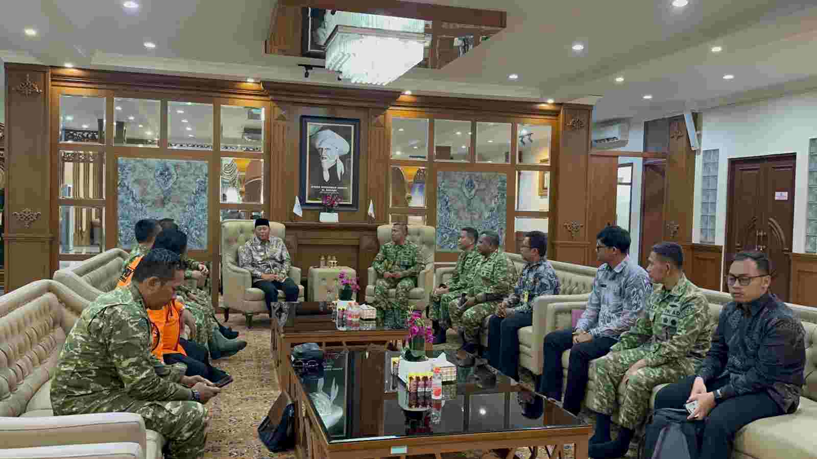 Gali Data dan Cari Solusi Karhutla, Siswa Sesko TNI Audiensi dengan Bupati Barito Kuala