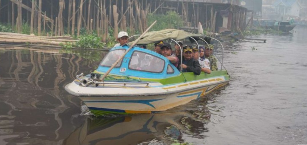 Supian HK Desak Normalisasi Sungai Danau Panggang, Alur Transportasi Warga Terganggu