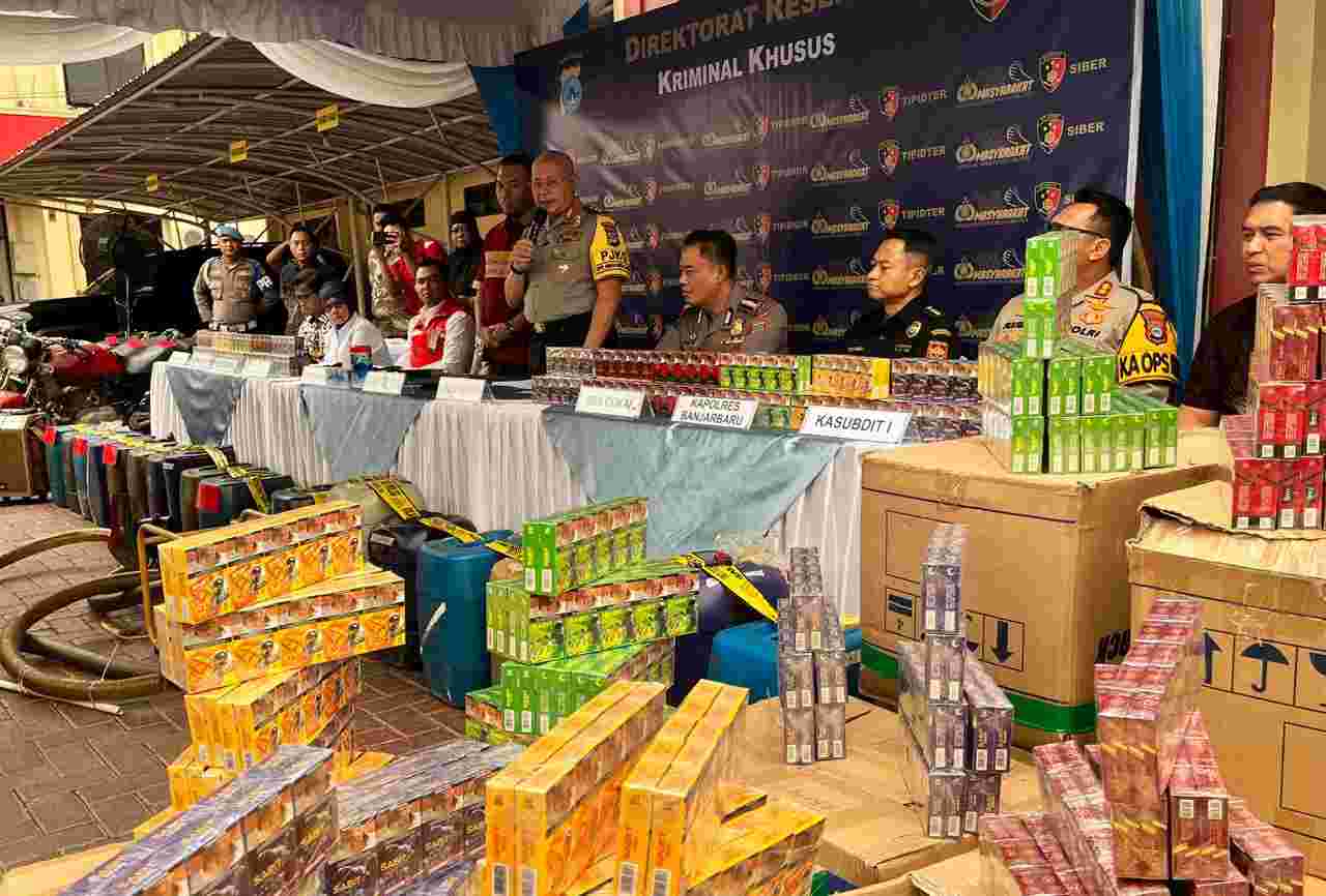 Rugikan Negara, Ditreskrimsus Polda Kalsel Amankan 1,04 Juta Batang Rokok Ilegal Asal Jatim